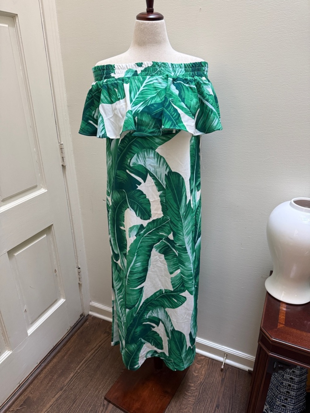 Off-Shoulder Green Palm-Print Maxi Skirt